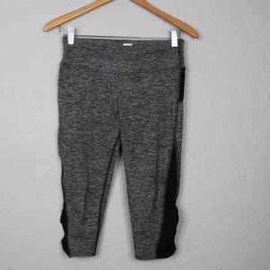 Hard Tail Forever Grey and Black Cropped Leggings sz S